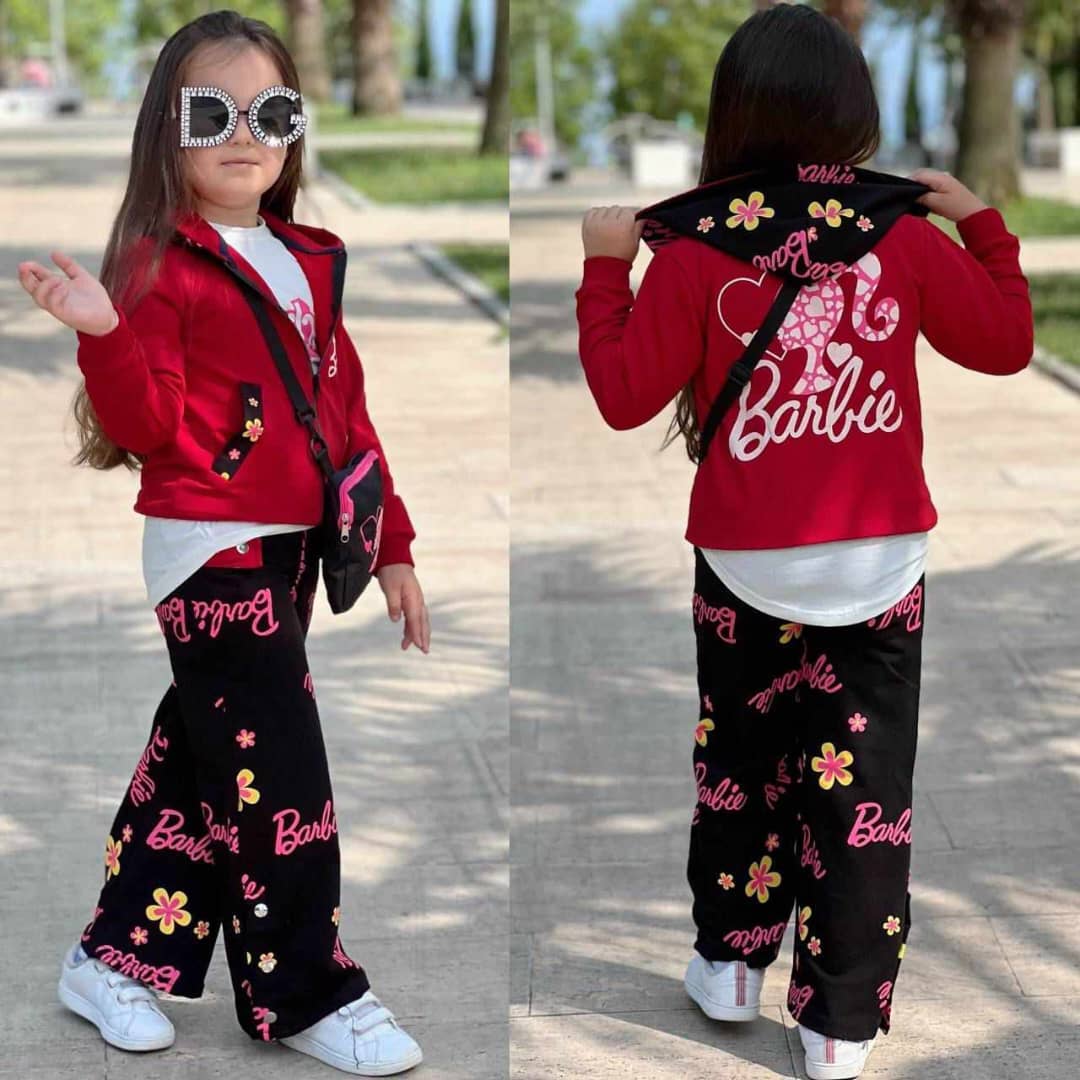 ENSEMBLE BARBIE 4 PCS