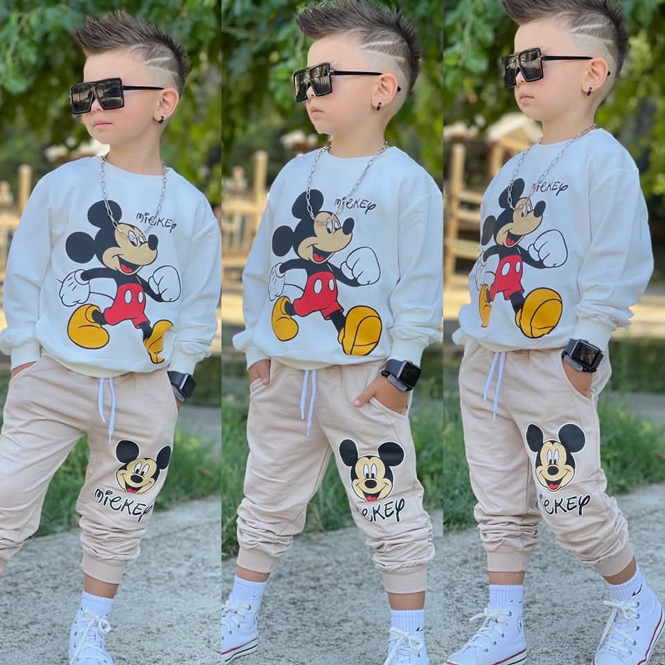 Jocking Mickey mouse
