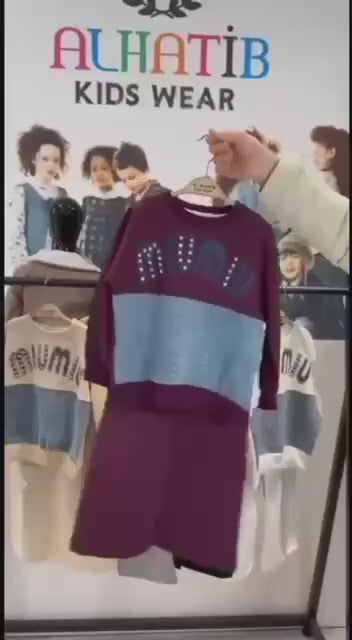 Ensemble MIU MIU avec des strass 2